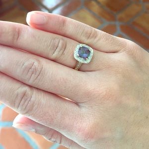 Gold, diamond and stone ring